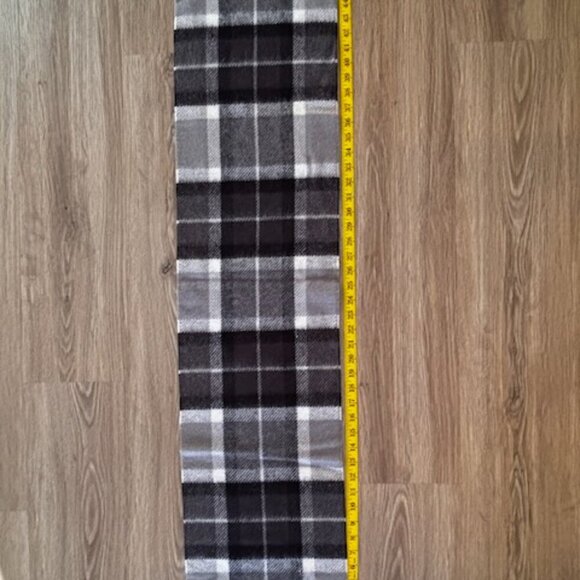 Vintage The Broadway Wool Scarf Plaid Tartan Gray Black Western Germany Academia - Picture 4 of 15